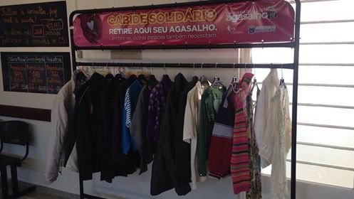 Cabide solidário itinerante será colocado em unidades de saúde