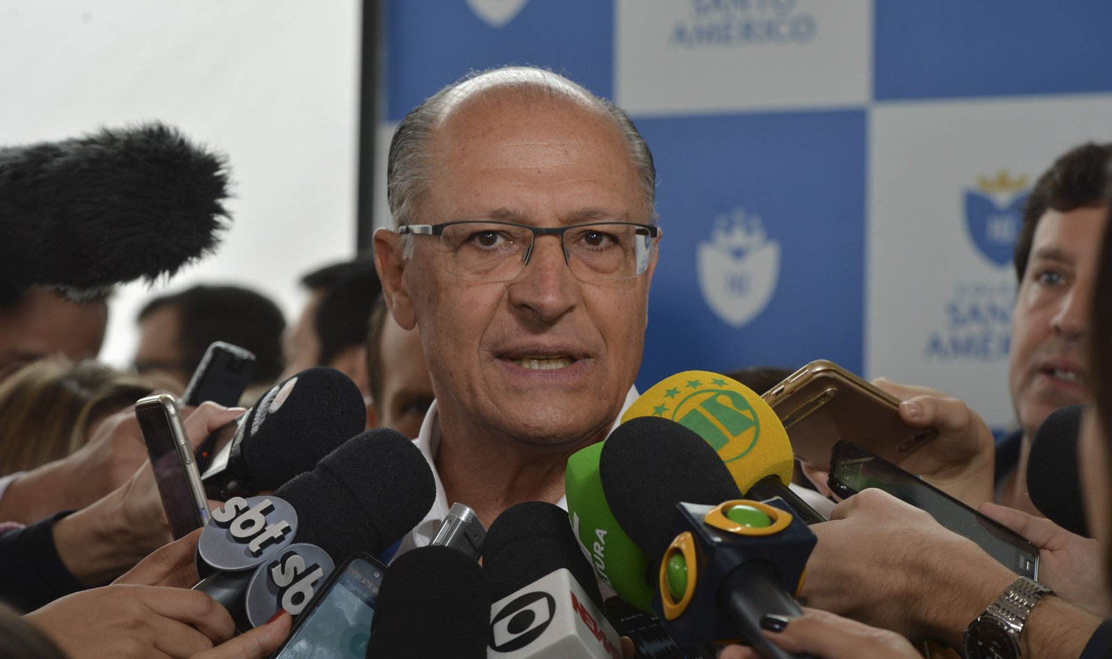 PSDB decide que ficará neutro no segundo turno