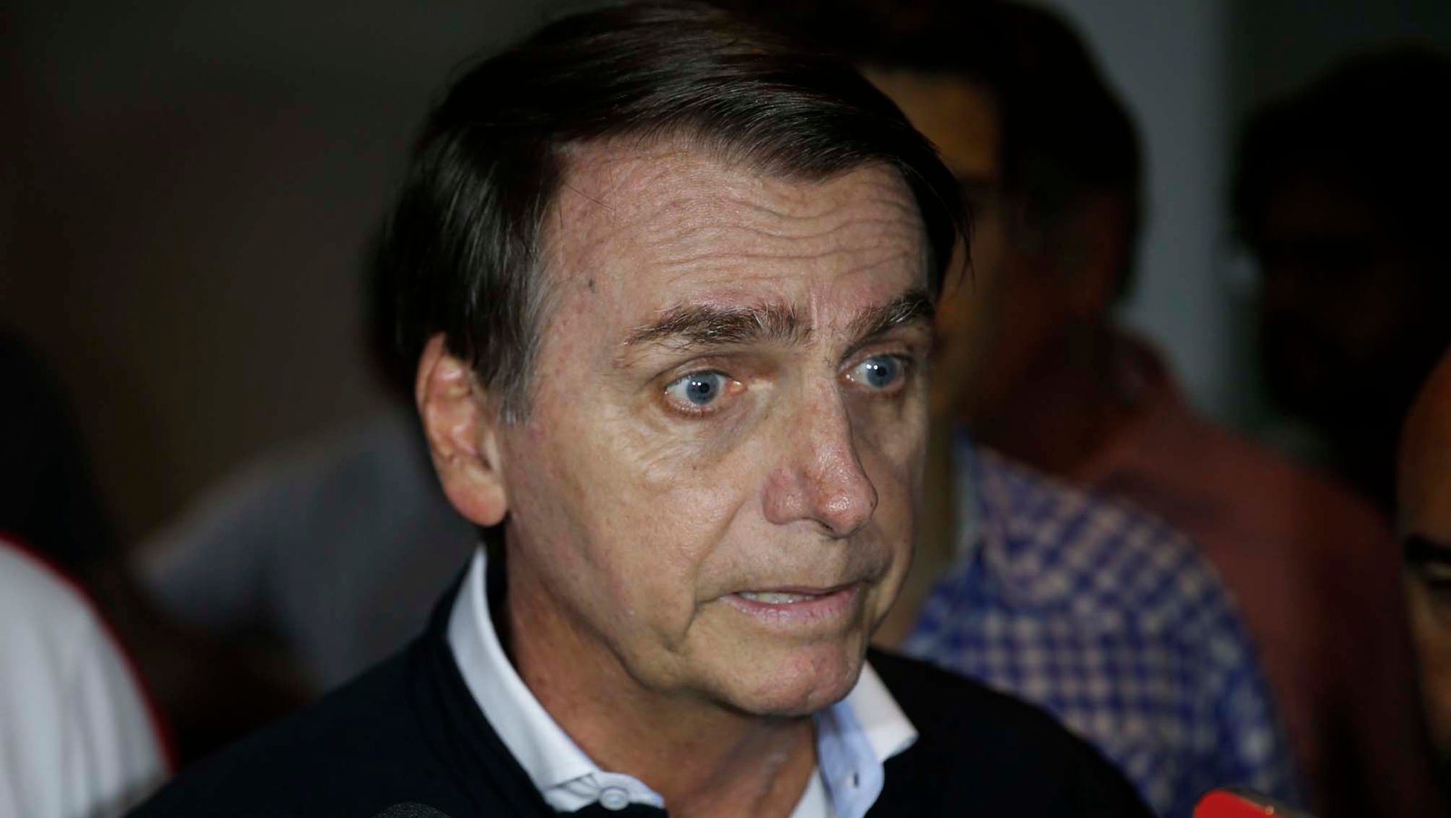 Facebook derruba rede de páginas e perfis a favor de Bolsonaro