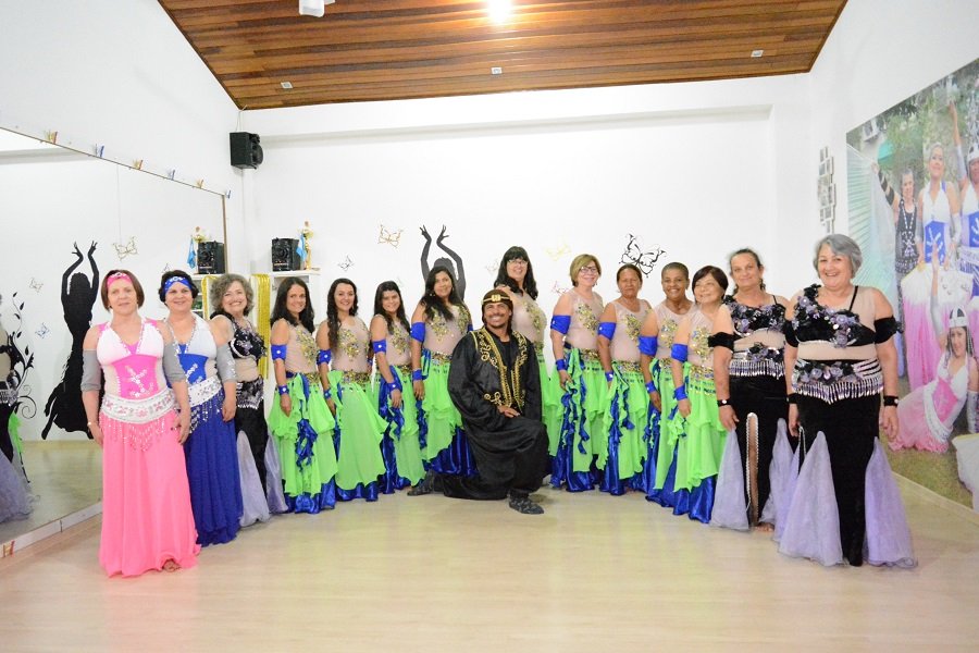 Projeto Mulher Feliz apresenta “Uma noite nas Arábias 2” neste sábado, 27