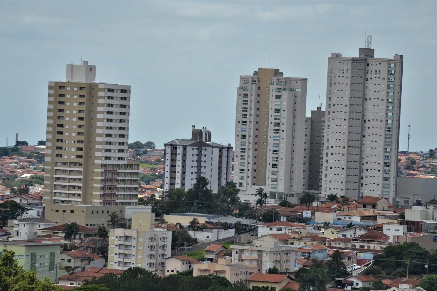 Botucatu tem 19 vagas disponíveis nos mais diferentes níveis de escolaridade