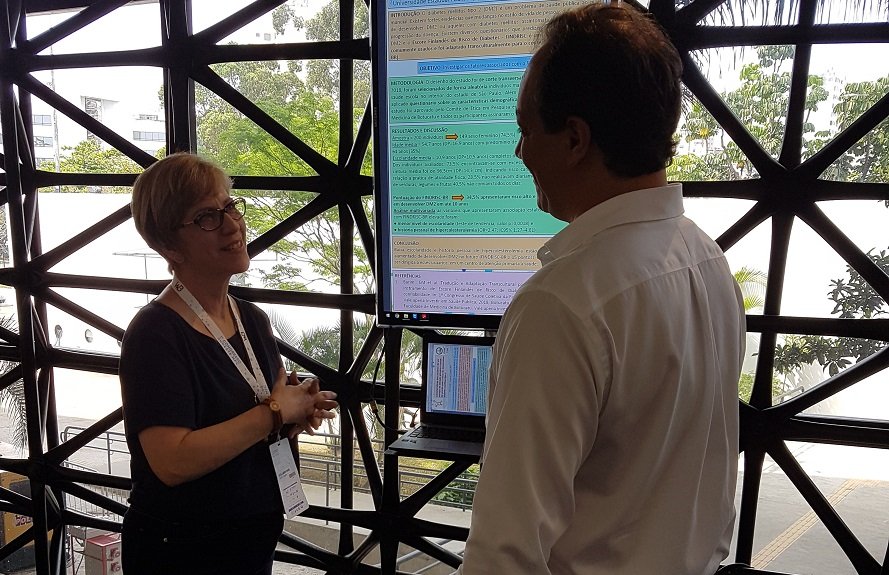 Nutricionista do CSE é premiada no Congresso Sudeste de Família e Comunidade