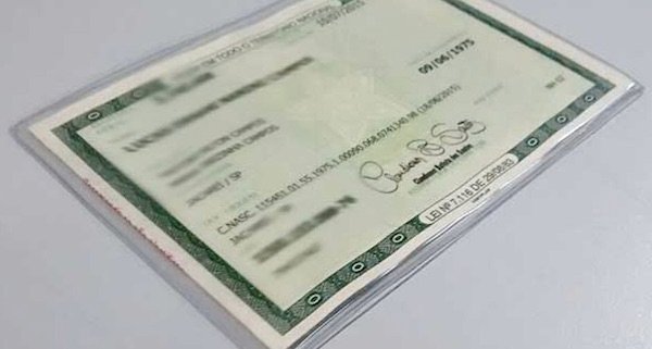 Proposta pode tornar emissão de RG gratuita