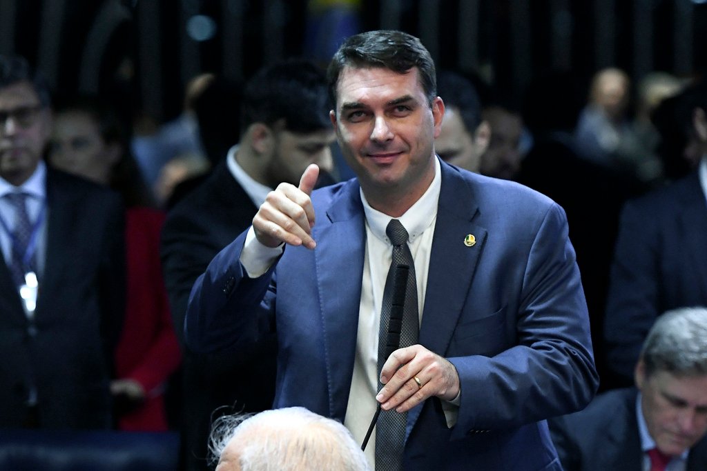 Flávio Bolsonaro ganha cargo na Mesa Diretora do Senado