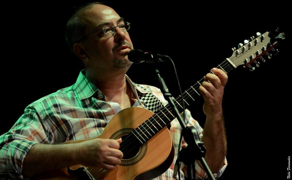 Nossos “Arredores” pela viola de Osni Ribeiro