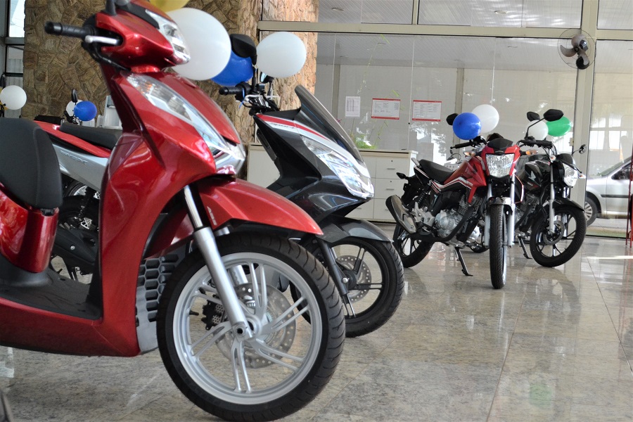 Produção e vendas de motocicletas crescem e superam expectativas