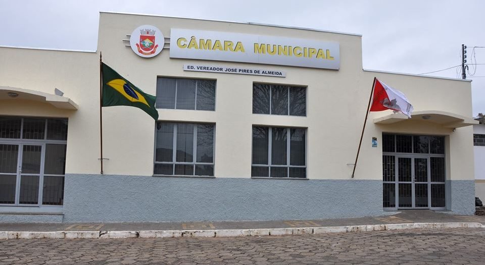 Câmara de Itatinga abre concurso com salário de até R$ 5 mil