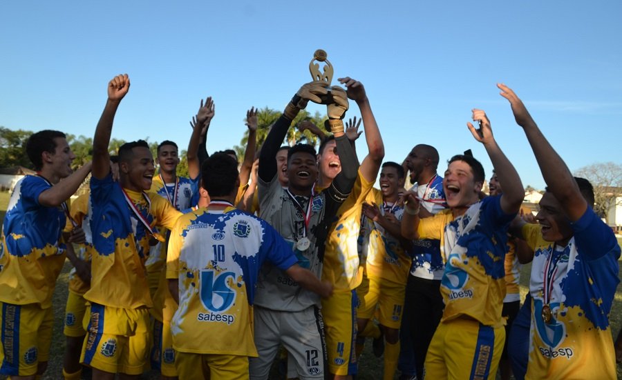 Botucatu é campeã no futebol masculino dos Regionais
