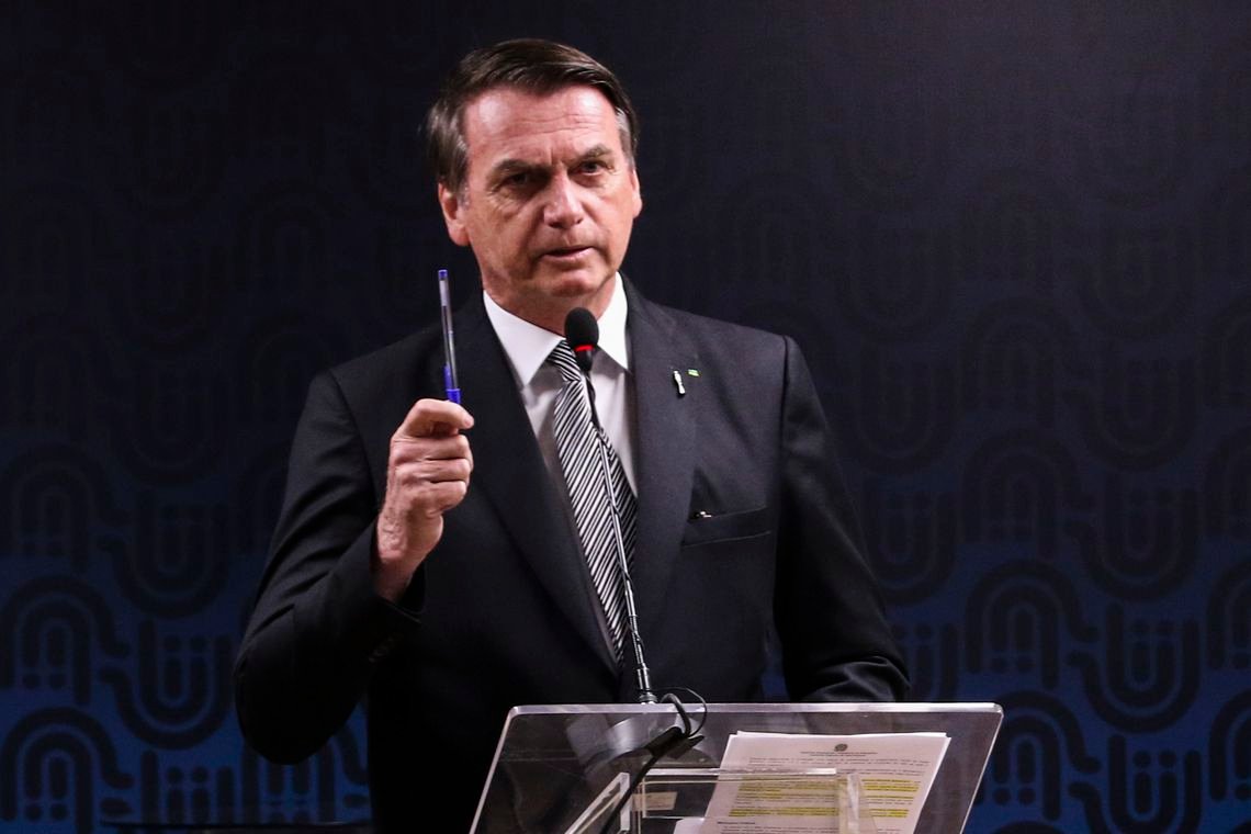 Governo quer reduzir alíquota do IR para máximo de 25%