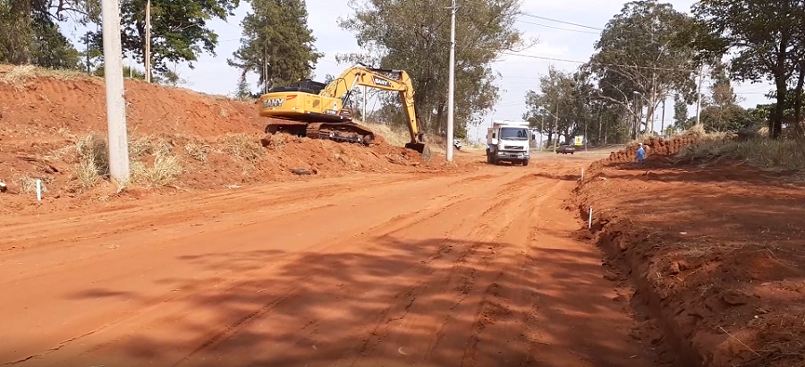 São Manuel: acesso ao Distrito Industrial 2 recebe obras de melhorias
