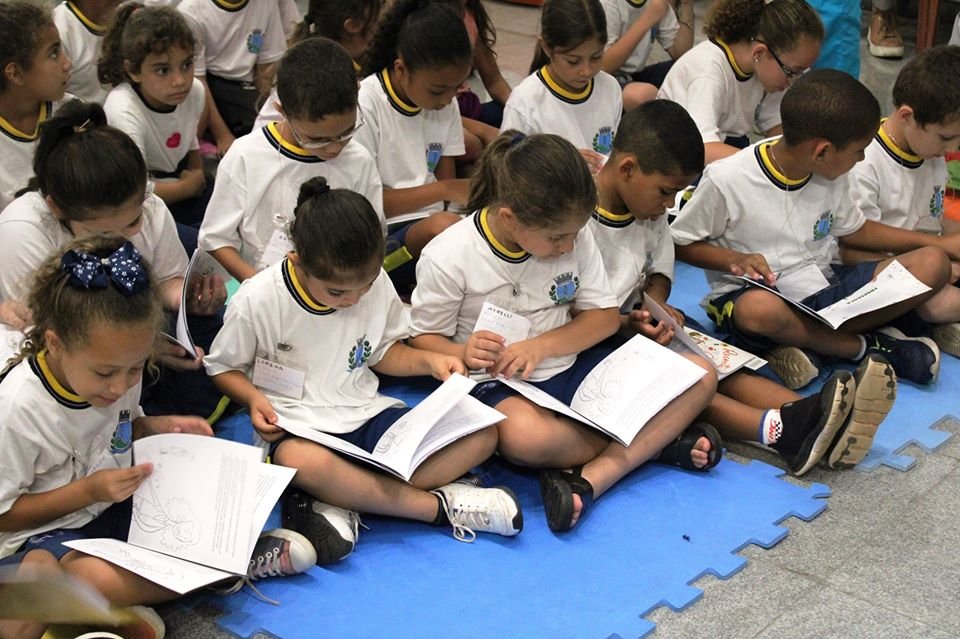 Alunos da Rede Municipal participam de programa de Contação de Histórias