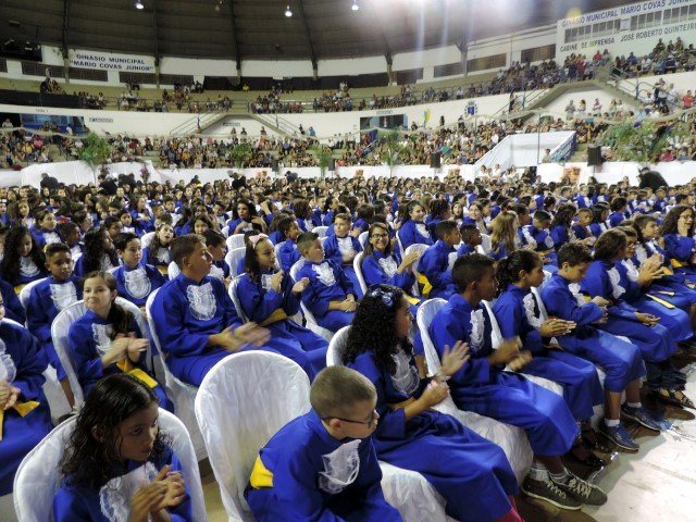 Alunos da rede municipal de Ensino terão formatura nesta semana