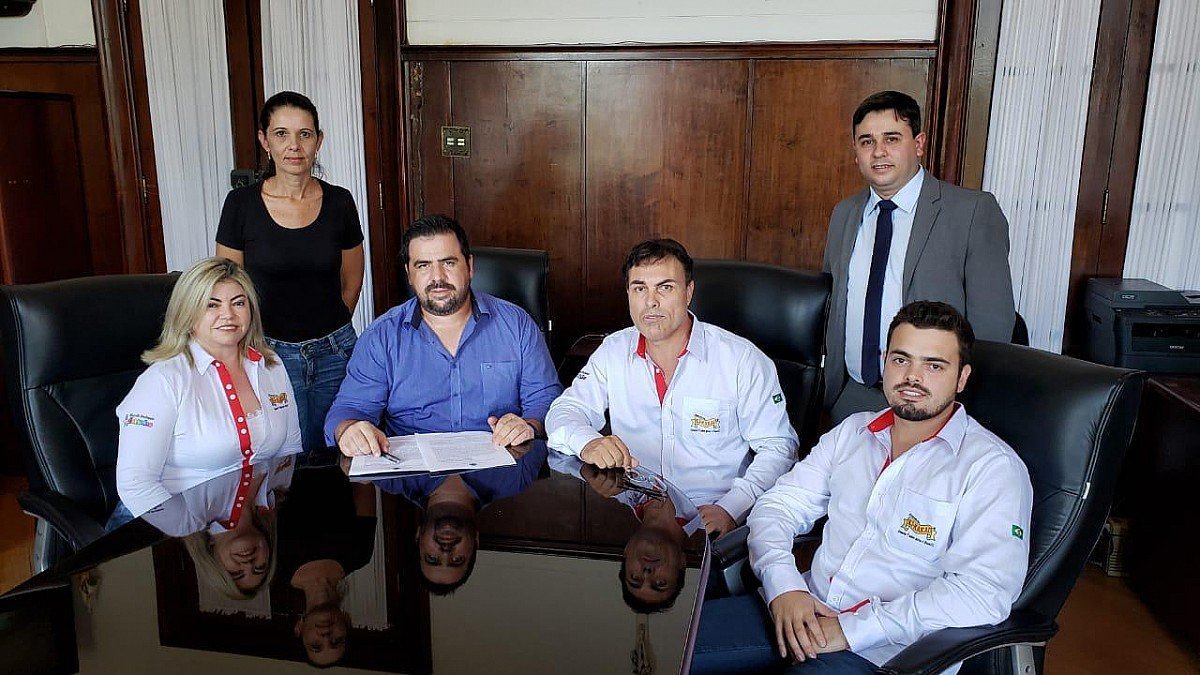 Fábrica de chocolates abrirá unidade na região