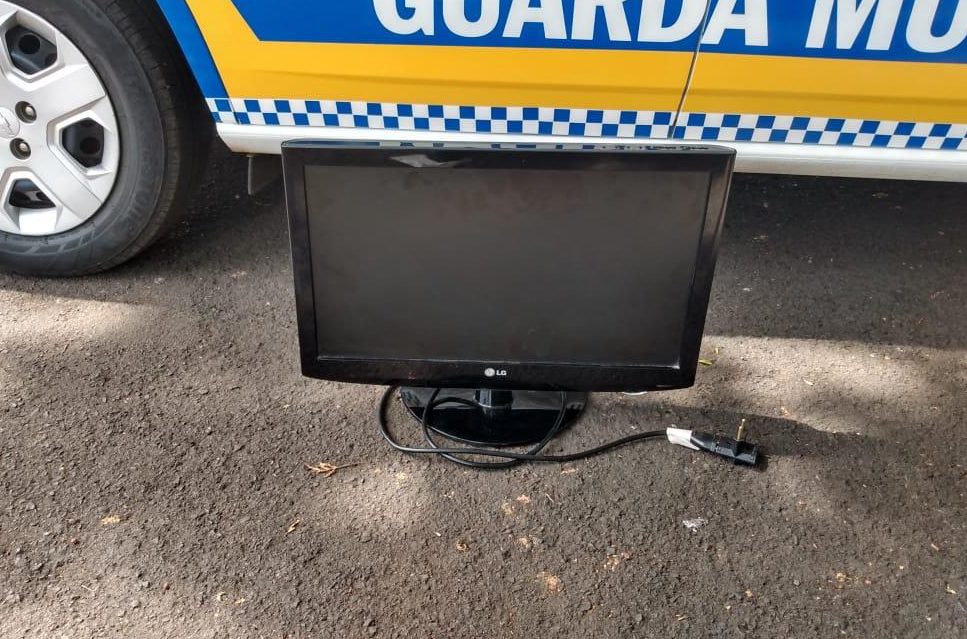 Homem é detido por furtar televisor do Asilo Padre Euclides