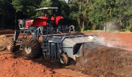 Projeto leva adubo orgânico às hortas comunitárias de Botucatu