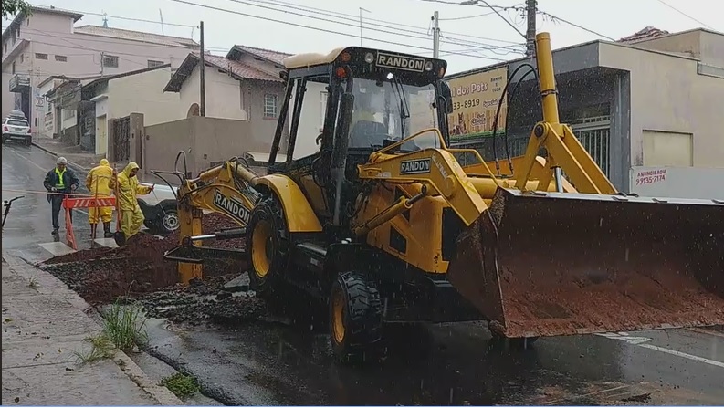Sabesp faz reparo emergencial em adutoras afetadas por chuvas