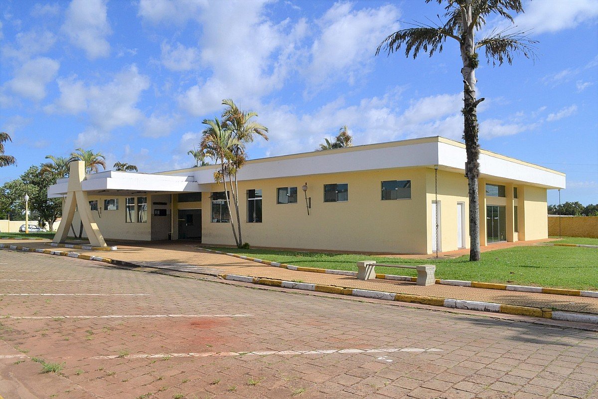 Avaré restringe circulação de idosos e limita público no Velório Municipal