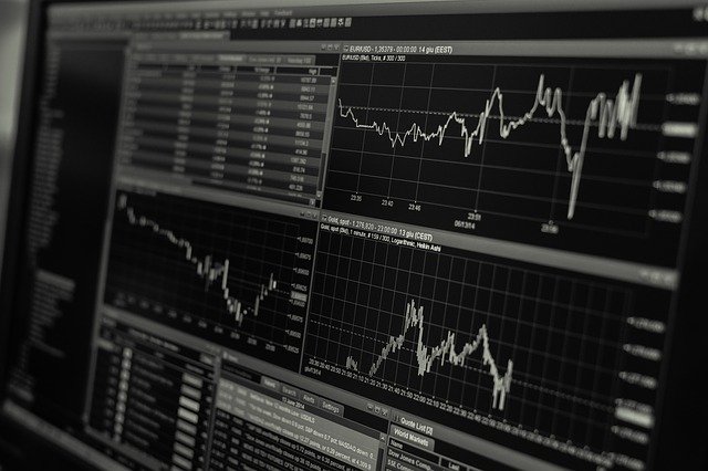 Mercado financeiro prevê queda de 6,25% na economia este ano