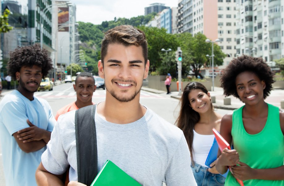 Ministério da Educação oferece cursos EAD sobre a Base Curricular