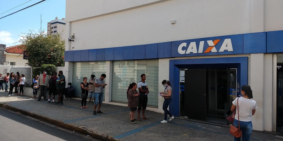 Caixa abrirá agências neste sábado para atender serviços essenciais