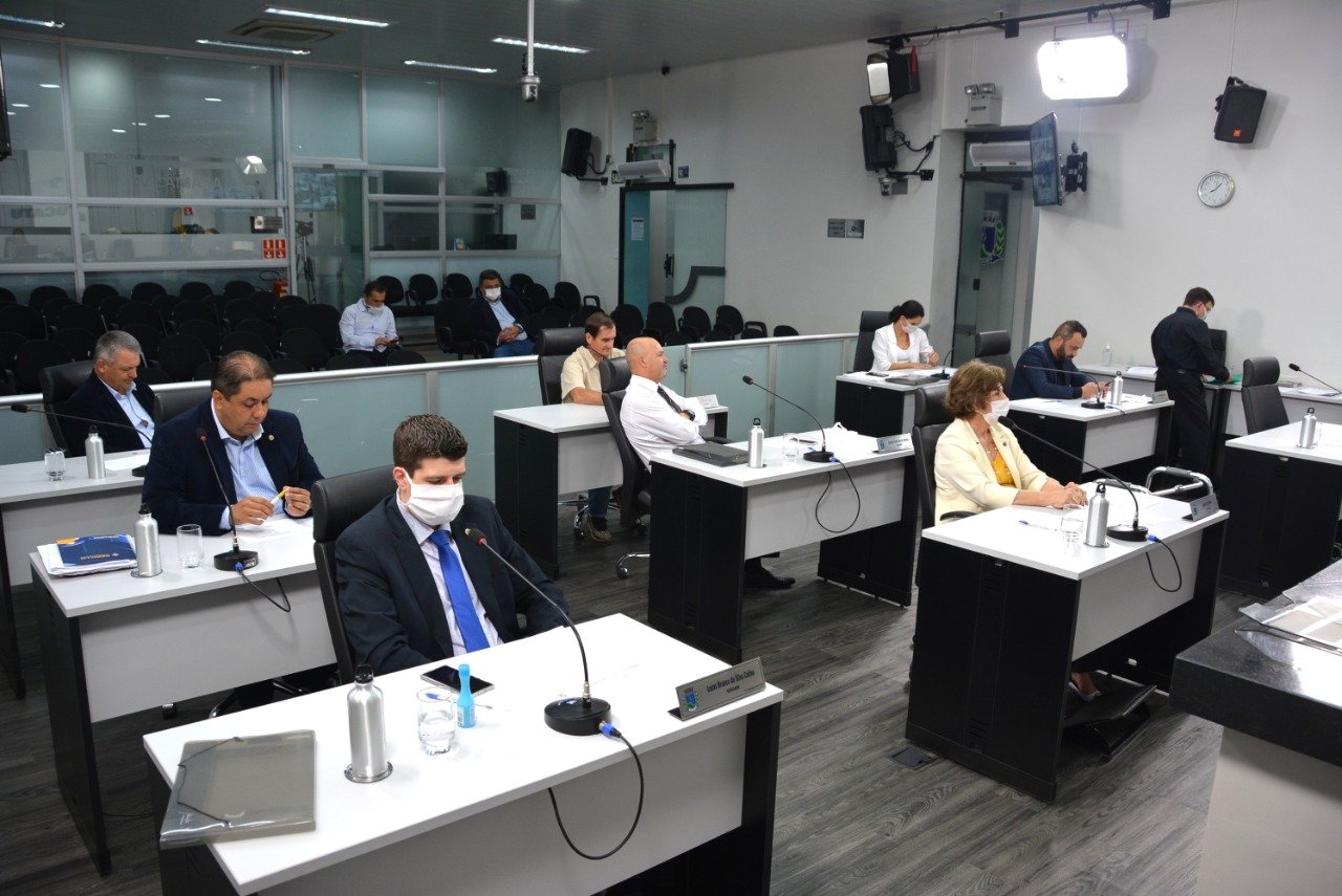 Com dois vereadores compondo grupo de risco, Câmara de Botucatu realiza sessão presencial