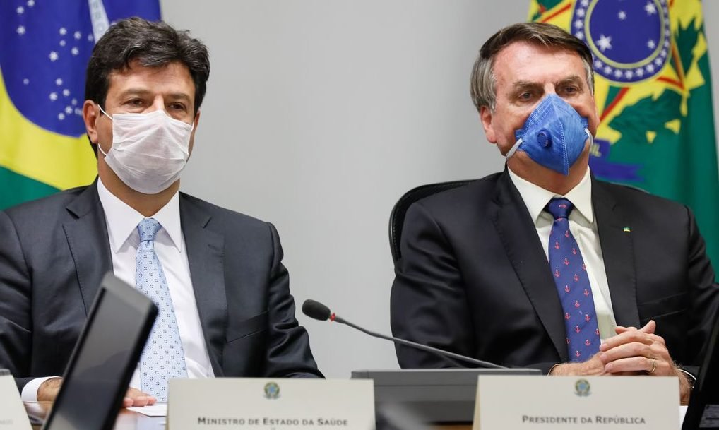 Bolsonaro demite Mandetta do Ministério da Saúde