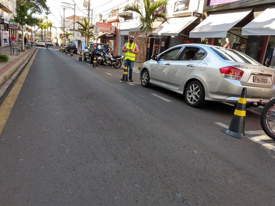 Comércio em Botucatu terá atendimento na segunda-feira, 25, mesmo com antecipação de feriado