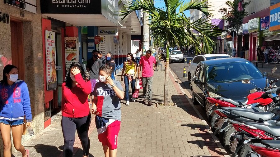 Isolamento social sobe em Botucatu e vai a 50% no sábado, véspera do Dia das Mães