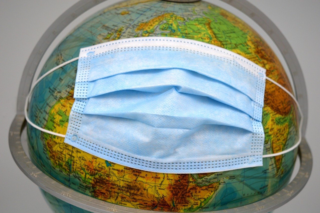 Nosso maior problema é o vírus ou a ignorância ?