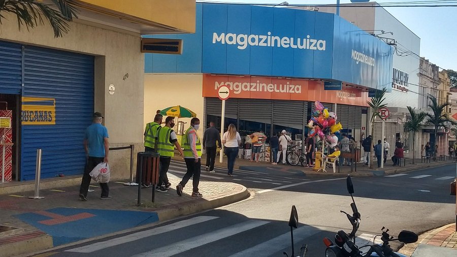 Pardini emite decreto que restringe atividades econômicas para a Fase Vermelha do Plano SP; medidas já valem a partir de segunda-feira (25)