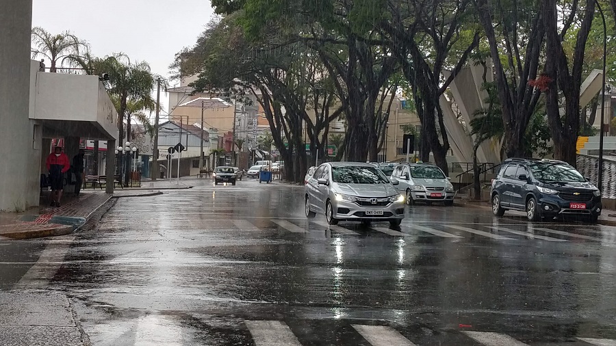 Semana será de forte chuva em Botucatu