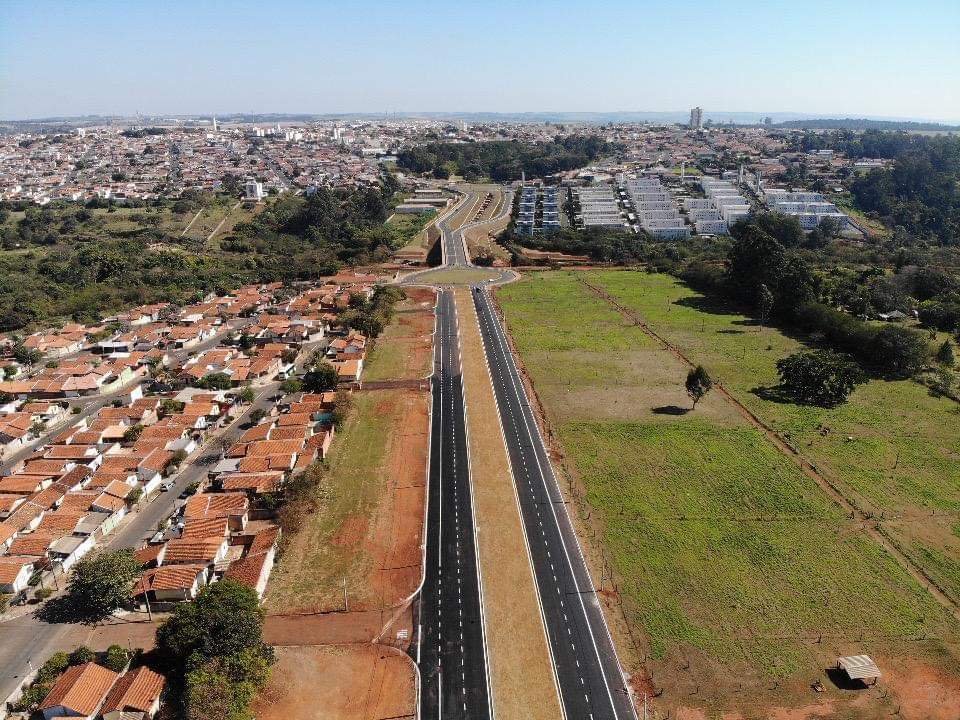 Botucatu: nova avenida na região Leste é concluída