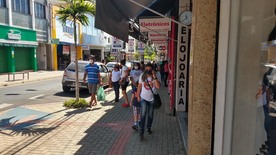 Governo de SP prorroga fase de transição até 15 de julho