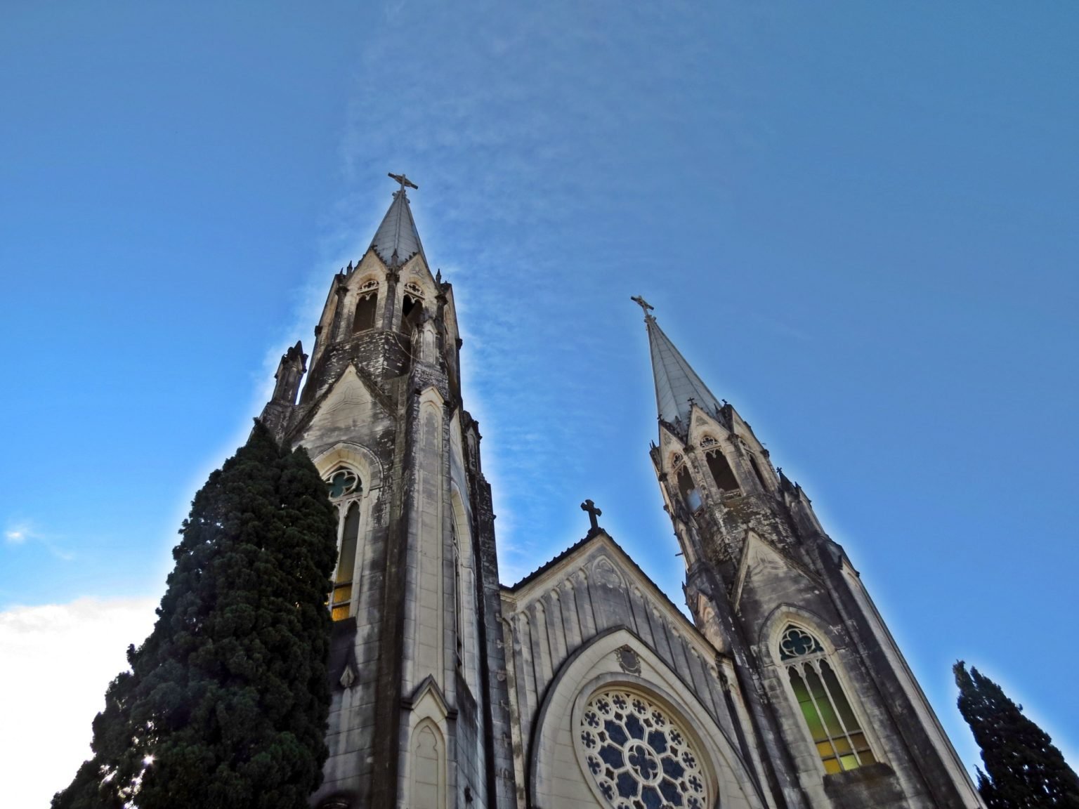 Sinos da Catedral de Botucatu tocarão em memória das vítimas da Covid-19, neste sábado, ao meio-dia