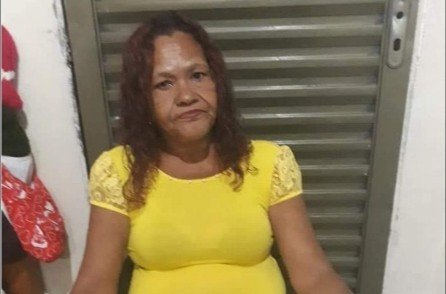 Mulher é morta e enterrada em pasto na região do Santa Eliza