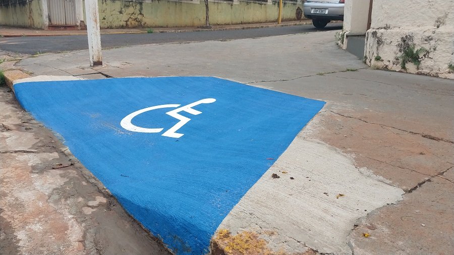 Aprovado uso de recursos das multas de trânsito em acessibilidade de vias públicas