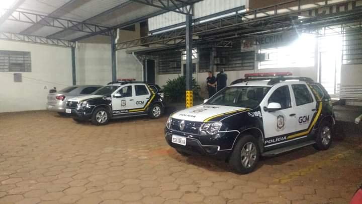 Homem é preso após agredir os pais; motivação seria recusa por dinheiro para comprar droga