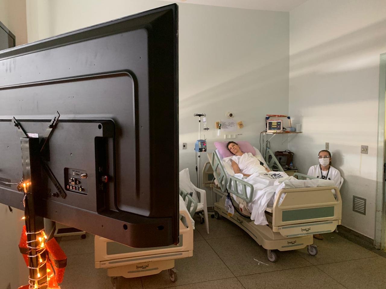 Hospital das Clínicas promove versão exclusiva do Ilumina HC a pacientes internados