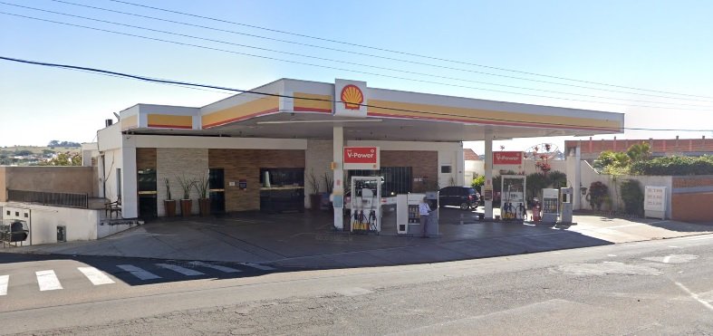 Botucatu: posto de combustível é alvo de assalto na Avenida Vital Brasil