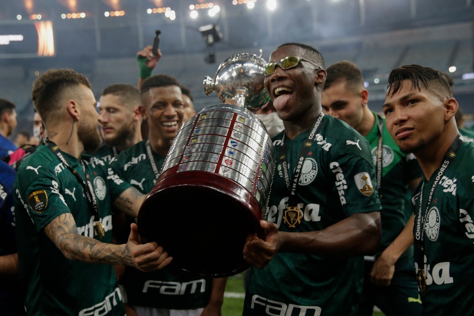 Palmeiras conquista a Libertadores da América pela segunda vez após jogo dramático