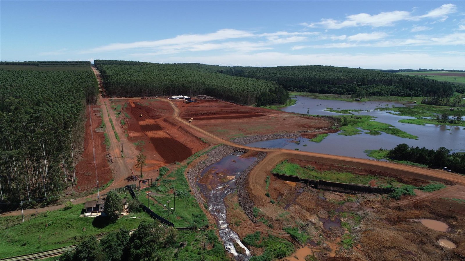Detonações para escavação na barragem do Rio Pardo começam na próxima quinta, 21
