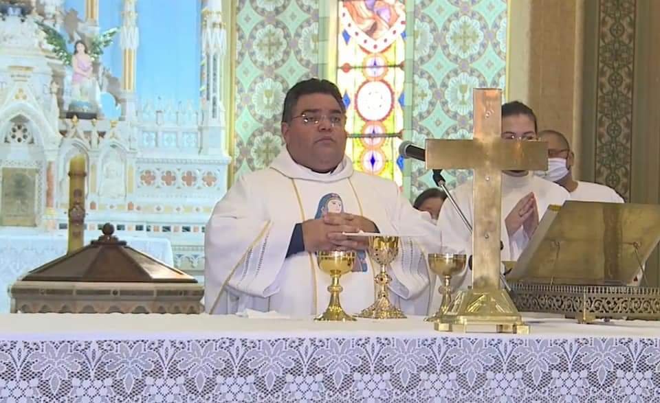 Morre o padre Sebastião dos Santos, aos 48 anos, vítima da Covid-19