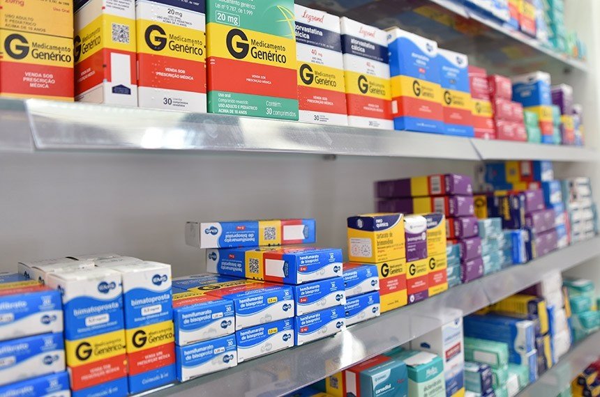 Lei torna obrigatória a divulgação de estoques públicos de remédios