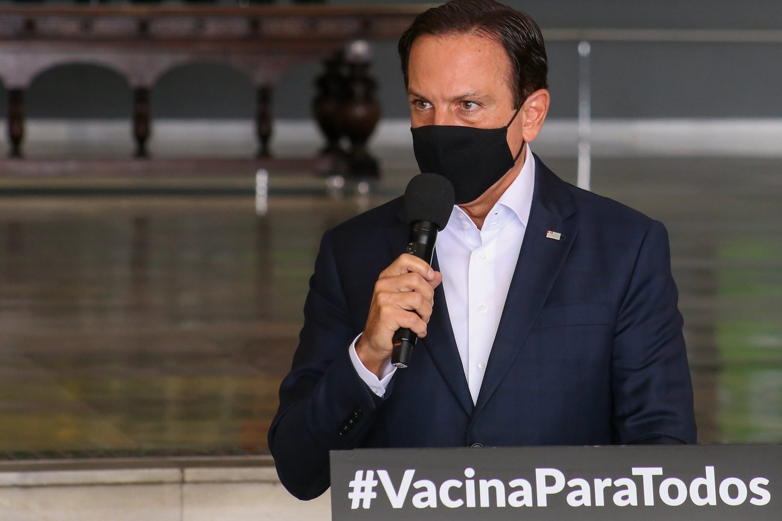 Governo de SP determina restrição de circulação das 23h às 5h em todo o estado a partir de sexta-feira