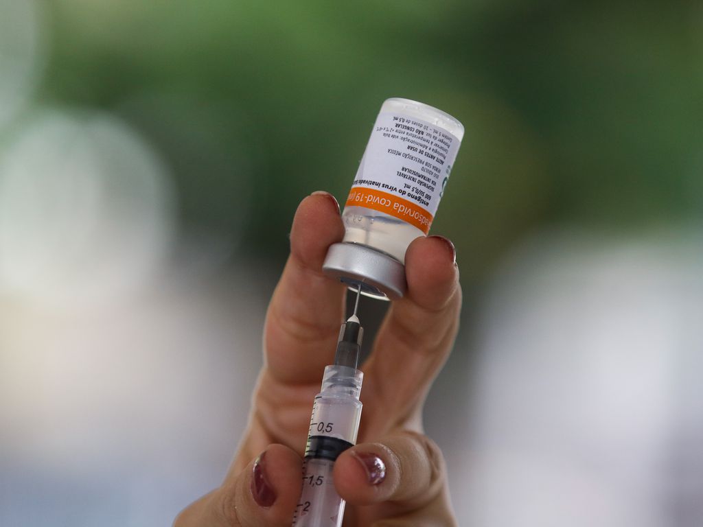 SP amplia vacinação contra COVID-19 para a faixa etária de 72 a 74 anos