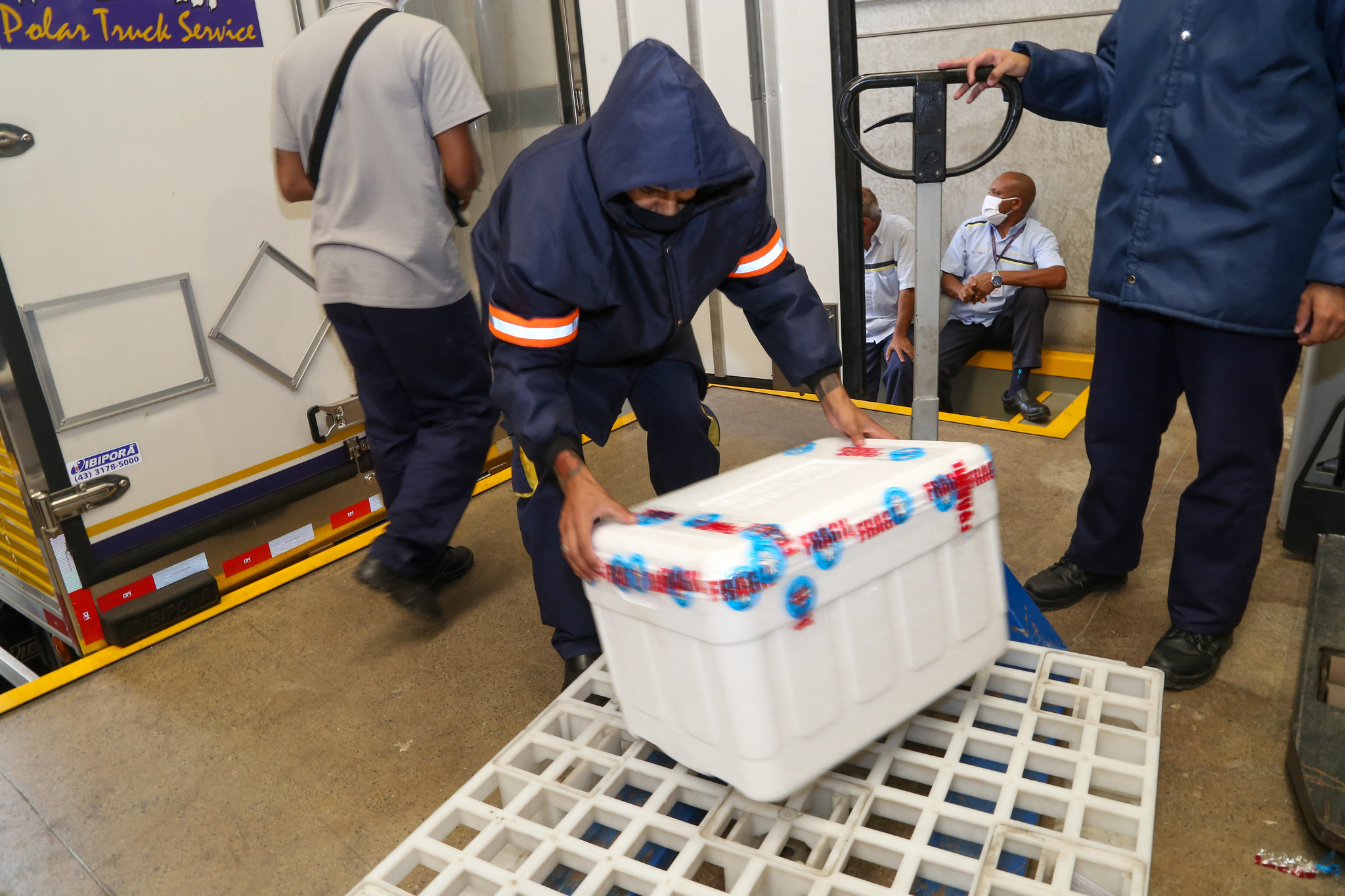 Governo de SP entrega mais 1,1 milhão de doses da vacina do Butantan ao Brasil