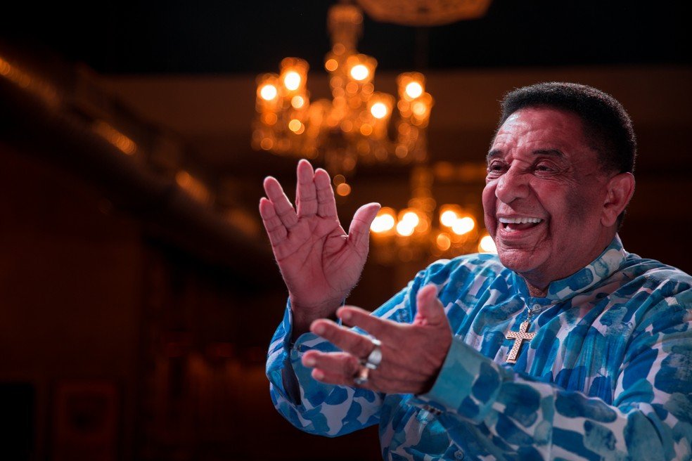 Cantor Agnaldo Timóteo morre aos 84 anos vítima da Covid-19