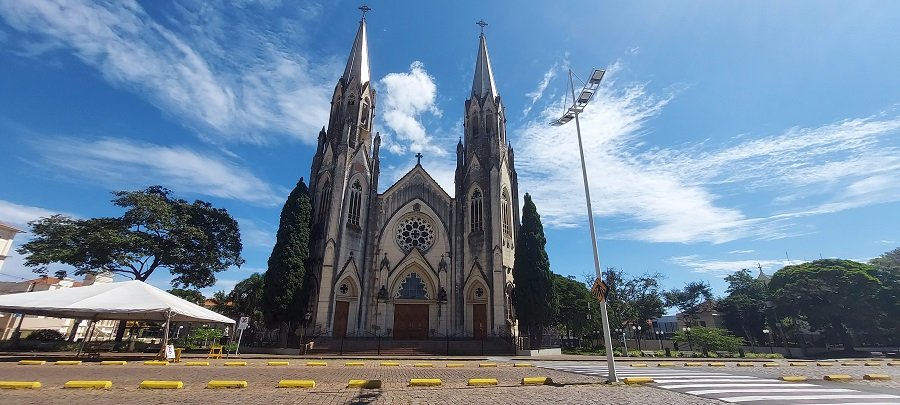 Arquidiocese de Botucatu recomenda uso de máscaras em missas e celebrações religiosas