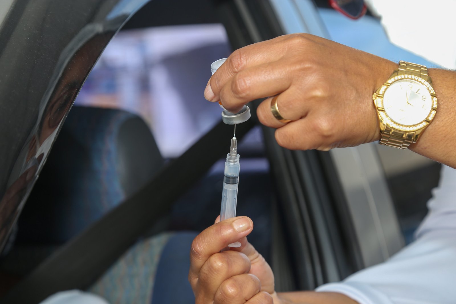 São Manuel inicia vacinação de profissionais da educação nesta quarta (14)