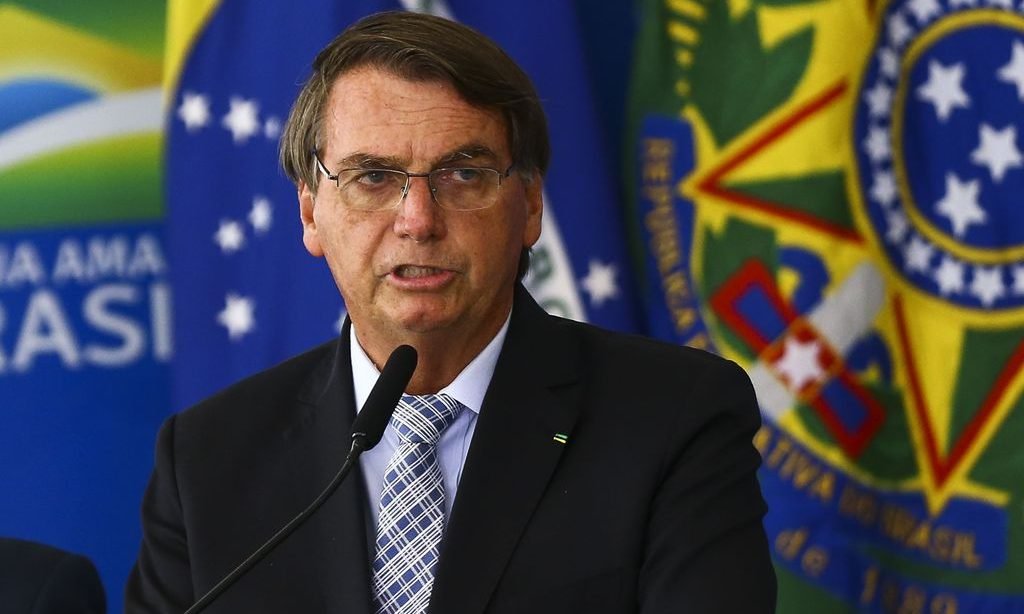 Vereadores aprovam moção de Congratulação a Bolsonaro por vacinação contra a Covid-19 em Botucatu